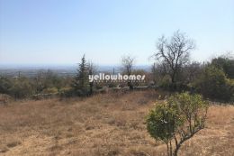 Terreno urbano com casa velha e bonita vista mar perto...